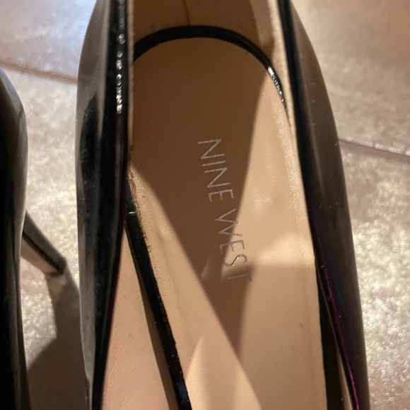 Heels - Picture 3 of 6